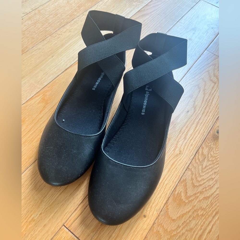 Alpine Swiss Black Flats with Elastic Straps